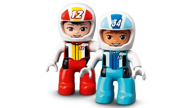 10947 Sacīkšu automašīnas